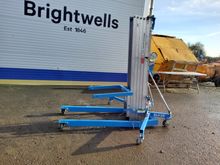 Image of Genie SLA-25 Material Lift