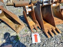 Image of Rhinox 1' Excavator Bucket 155mm Ears; 230mm Centres; 45mm Pins