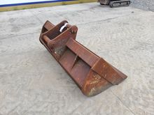 Image of 6ft Width Bucket Attachment for CAT 314F - 70mm Pins, 290mm Ears, 430mm Centres