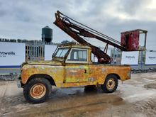 Image of Land Rover Cherry Picker