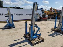 Image of Genie Material Lifts