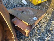 Image of JCB Tile Draining Bucket