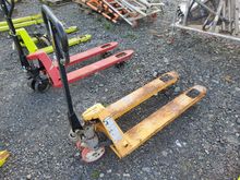 Image of Totallifter 2.5T Pallet Truck