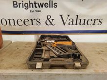 Image of Bosch 1st Fix Battery Nail Gun