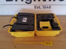 Image of Leica ICON GPS 800, MCP80 & 2x CGA100