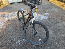 Image of Frame Size: 14"| Wheel Size: 27.5"