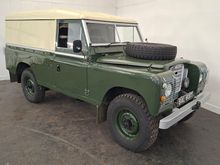 Image of 1971 Land Rover Series IIa 109in