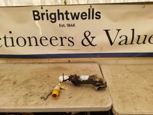 Image of Metabo 4 1/2" 110V Angle Grinder & Makita 110V Router