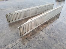 Image of 8ft Pair of Aluminum Loading Ramps