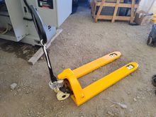 Image of 2 Ton Pallet Truck