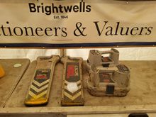 Image of 2x CAT Scanners + 2x Gennys