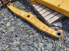 Image of CAT D6R Eqauliser Bar