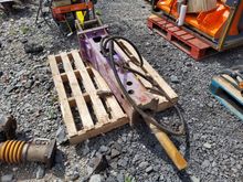 Image of Hydraulic Breaker to suit 8T Excavator 50mm Pins | 200MM Ears | 310mm Centres