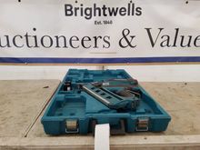 Image of Makita GN900 1st Fix Nail Gun