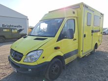 Image of MERCEDES-BENZ SPRINTER 519 CDI Ambulance