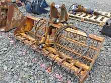 Image of 75" Weed Bucket