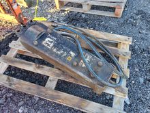 Image of JCB 1T Breaker 30mm Pins | 110mm Ears