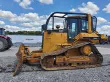 Image of CAT D5M LGP Bulldozer