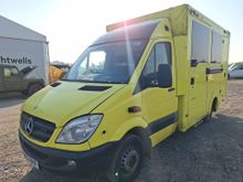 Image of MERCEDES-BENZ SPRINTER 519 CDI Ambulance