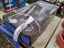 Image of 3 x Manarola $ ton low profile garage jacks