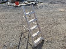 Image of Swing Back Stepladder 6 Step