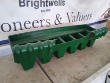 Image of 6 Teat Compartment Feeders