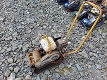 Image of Ammann Duomat DVP 1340 12" Compaction Plate