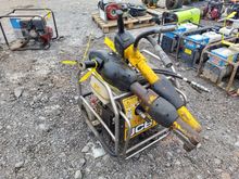Image of JCB Hydraulic Power Pack with 2x Hydraulic Breakers