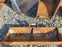 Image of 5ft Excavator Bucket 200mm Ears 295mm Centres 45mm Pins