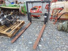 Image of Pallet Tines with Back Plate