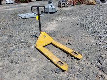 Image of 2.5T Pallet Truck
