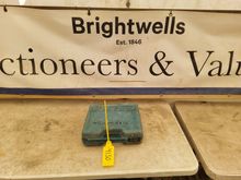 Image of Makita TW0200 Impact Wrench