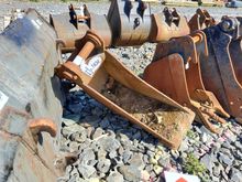 Image of 1' 6T Trenching Bucket 165mm Ears; 290mm Centres; 50mm Pins