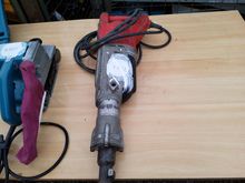 Image of Milwaukee Breaker