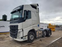 Image of VOLVO FH 500 6x2 Mid Lift Tractor Unit