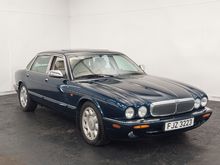 Image of 1998 Daimler Super V8 LWB (X308)