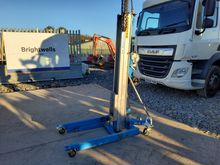 Image of Genie SLA-10 Material Lift