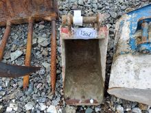 Image of 1ft Bucket - 35mm Pins, 140mm Ears, 190mm Centres