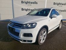 Image of VOLKSWAGEN TOUAREG V6 R-LINE TDI BMT Estate
