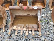 Image of 8T Takeuchi TB180 Bucket 93cm