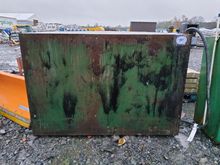 Image of 2x Metal Tanks