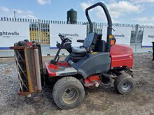 Image of Toro LT3340 4wd Ride on Mower