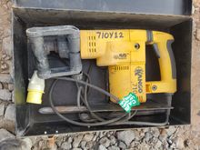 Image of Kango 710 AVS 800W 110v Electric Breaker