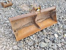 Image of BMC Digger Bucket - 5 Foot Wide | 50mm Pins | 170mm Ears | 290mm Centres