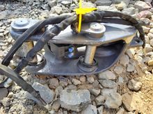 Image of Hitch 45mm Pins, 145mm Ears, 265mm Centres