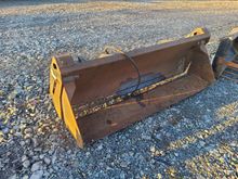 Image of Riman 81" 4 in 1 Bucket c/w Euro Brackets