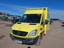 Image of MERCEDES-BENZ SPRINTER 519 CDI Ambulance