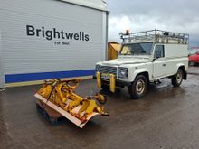 Image of LAND ROVER DEFENDER 110 COUNTY TD5 Light 4X4 Utility