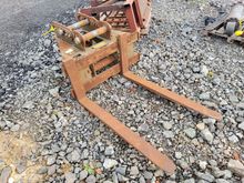 Image of Set Of Excavator Mounted Pallet Forks - 4ft Long | 65mm Pins | 330mm Ears