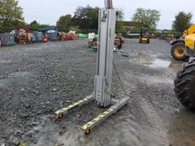 Image of Sumner 2015 Material Lift